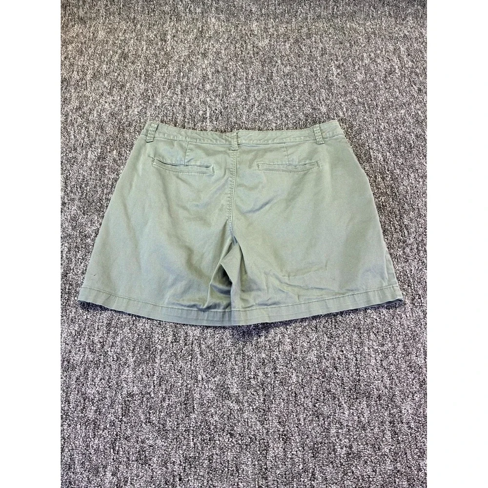 Gloria Vanderbilt Missy Senora Shorts Womens 10 Sage Green Stretch Beach Classic